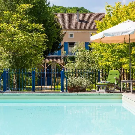 Sleeps 15 Pool Wifi