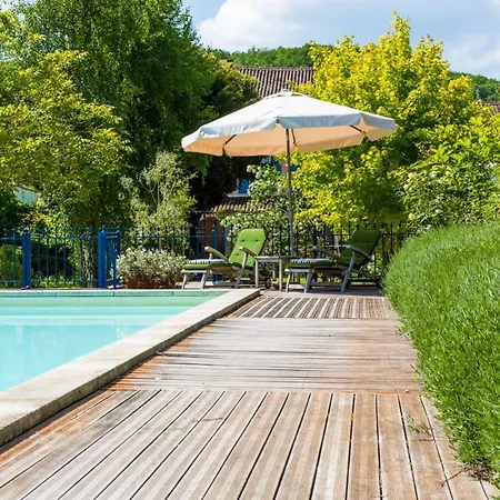 Sleeps 15 Pool Wifi