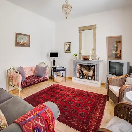 Sleeps 15 Pool Wifi Saint-Jean-de-Côle