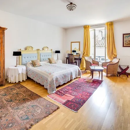Sleeps 15 Pool Wifi *